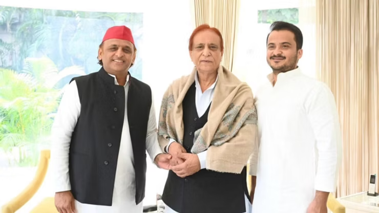 अखिलेश यादव से मिले आजम&hellip;