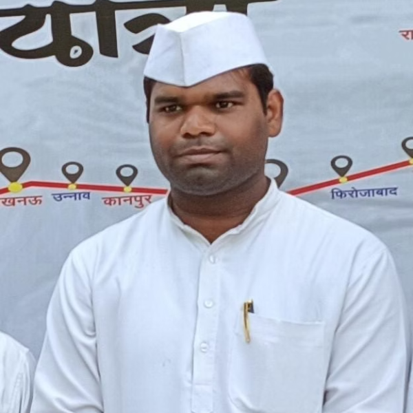 जनता के सवालों पर पारदर्शिता और जवाबदेही दिखाए,…