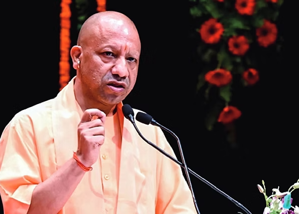 महिला दिवस पर सीएम योगी का सख्त संदेश:…