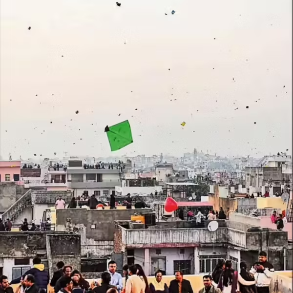 लखनऊ में फिर मांझे का कहर: बाइक सवार…