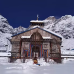 Uttarakhand Weather Update: बदरीनाथ-केदारनाथ में बर्फबारी, राज्य में बारिश-आंधी का अलर्ट; तापमान 5°C तक गिरेगा