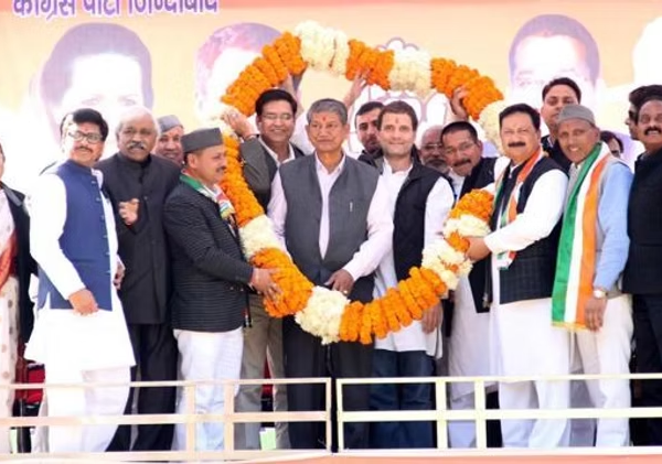 उत्तराखंड कांग्रेस में ‘फेस’ की लड़ाई तेज, गुटबाजी…
