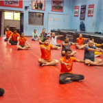 टीटी खिलाड़ियों ने मानसिक शांति के लिए किया योगा