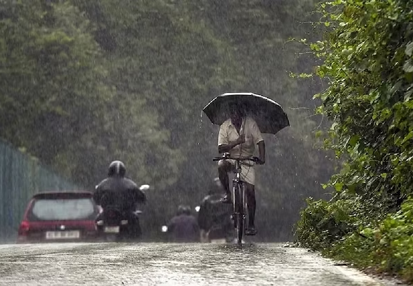 उत्तराखंड में दो दिन भारी बारिश का रेड…