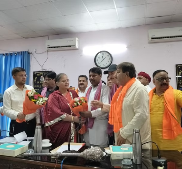 नगर निगम कार्यकारिणी के छह सदस्य निर्विरोध निर्वाचित