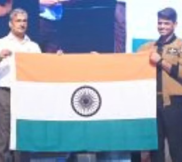 अंतरिक्ष यात्री शुभांशु शुक्ल की गगन यात्रा पर…