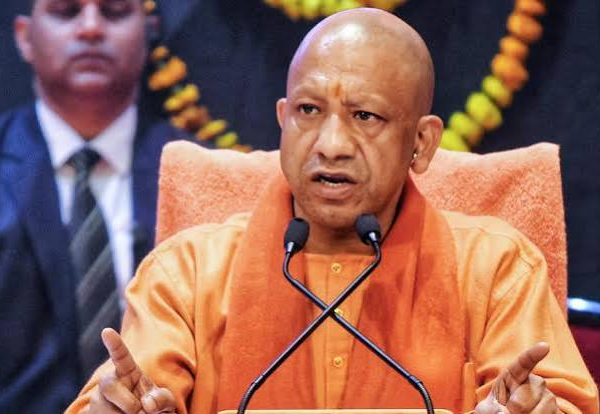 सिद्धार्थनगर में 311 करोड़ के विकास कार्यों का शुभारंभ, योगी ने कांग्रेस पर बोला हमला