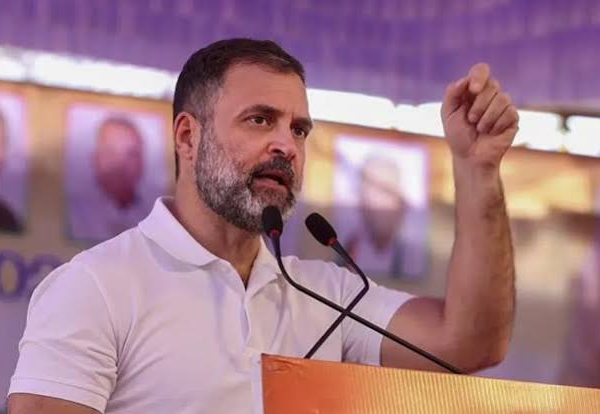 हल्द्वानी विवाद पर सियासी उबाल, राहुल गांधी पर FIR के खिलाफ कांग्रेस का सचिवालय मार्च
