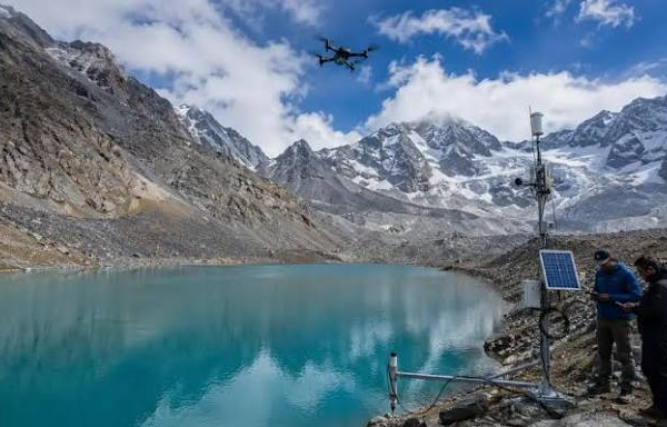 उत्तराखंड में हिमनद झीलों पर अर्ली वार्निंग सिस्टम…