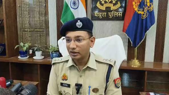 हापुड़: जन्माष्टमी पर्व पर पुलिस अलर्ट, ड्रोन कैमरे…