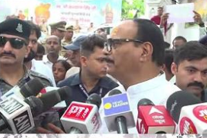 UPSSSC अभ्यर्थियों ने ब्रजेश पाठक से की मुलाकात,&hellip;