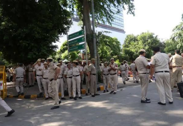 CJP प्रदर्शन को लेकर यूपी अलर्ट, 20 जिलों से 500 महिला पुलिसकर्मी दिल्ली भेजीं